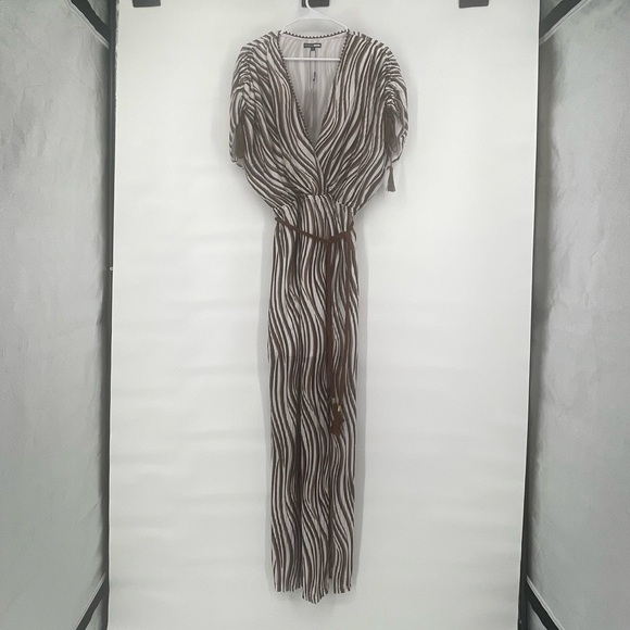 Fashion nova nwt brown zebra maxi resort beach dress - Picture 1 of 11
